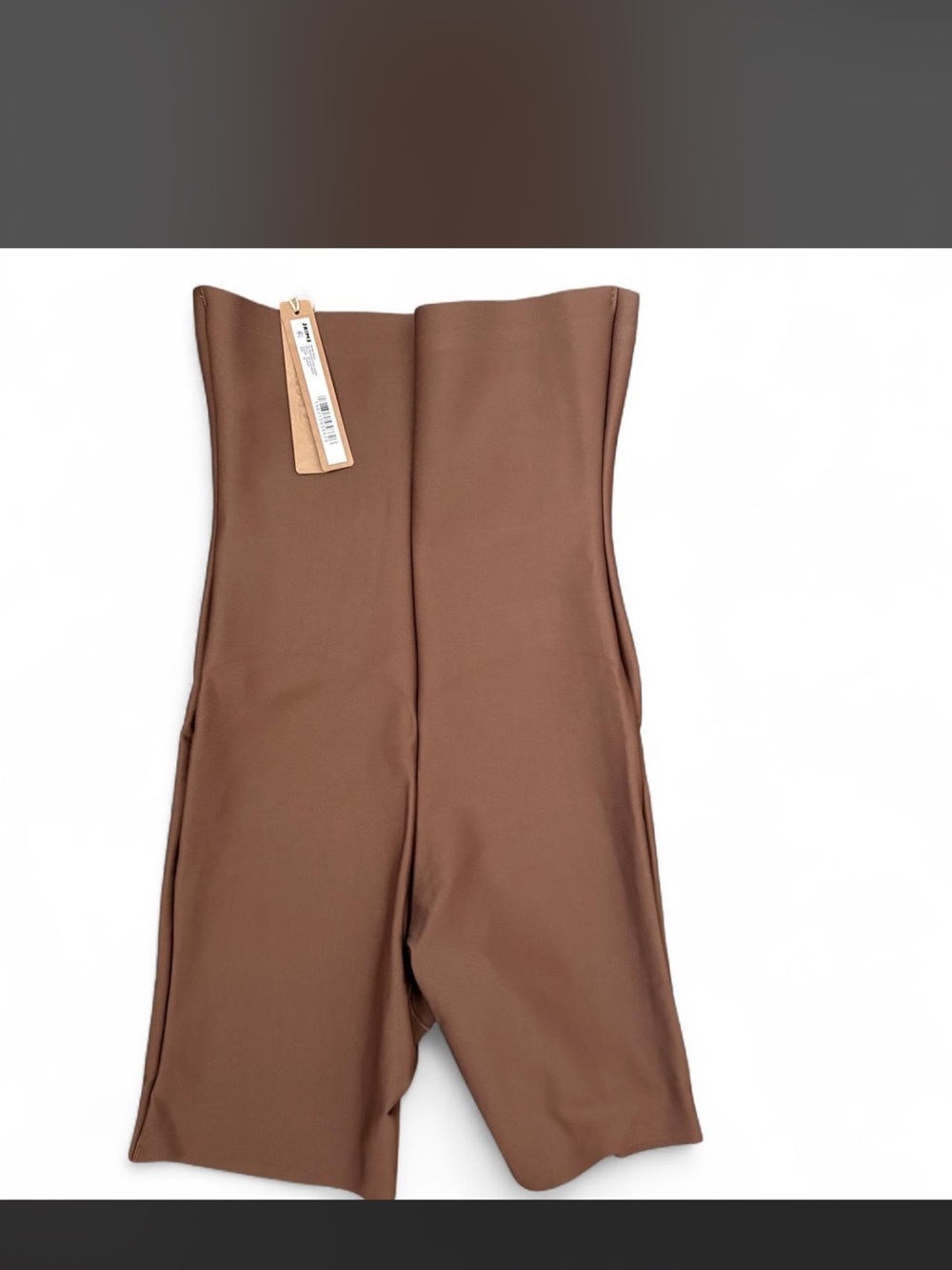 NWT Skims Body high-waisted short in color jasper, size M NWT